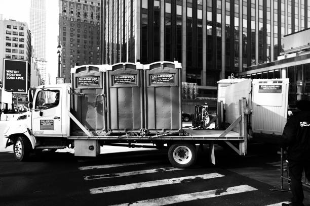Best Local porta potty services  in Holts Summit, MO